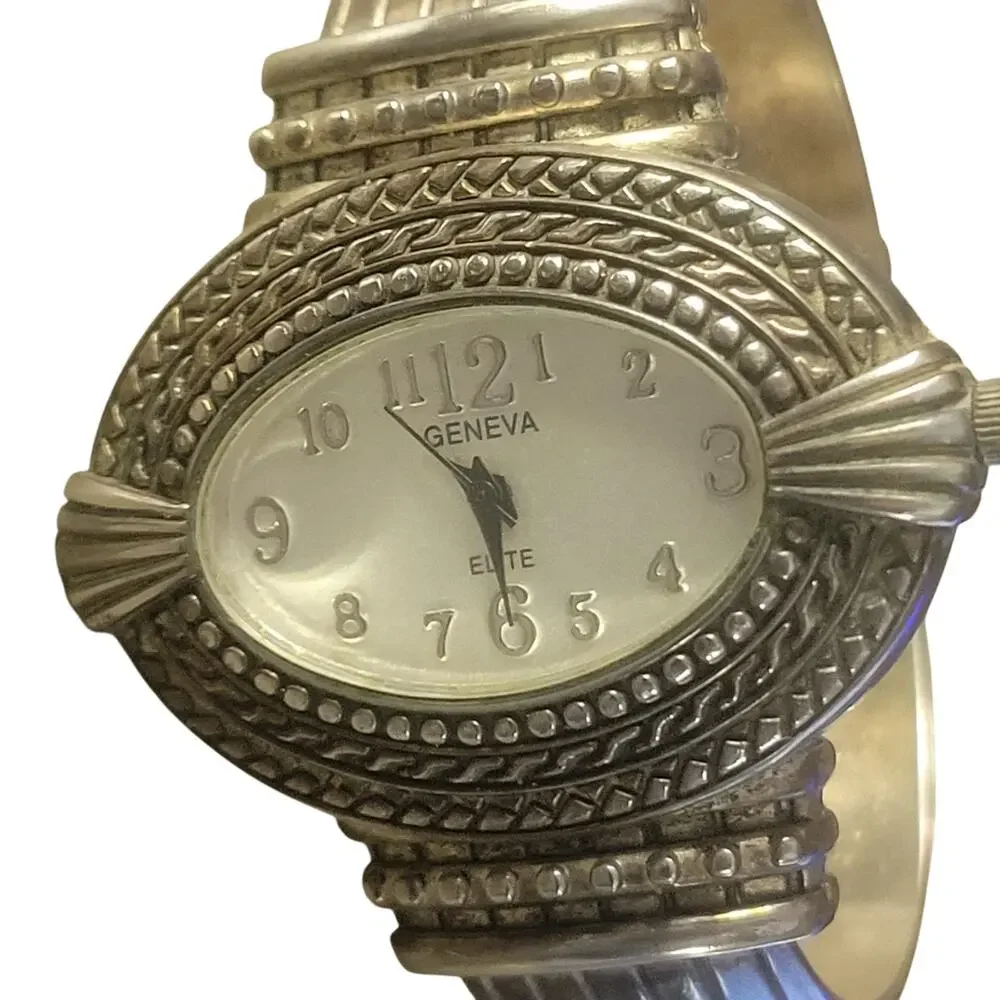 Geneva Elite Women Cuff Watch‎ beautifully detailed classic old styled BOHO Y2K
